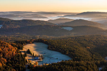 Bild-Nr: 12933453 Blick vom Feldberg über Bauernhof - Schwarzwald Erstellt von: dieterich