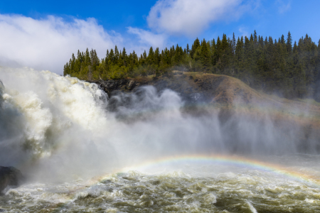 Bild-Nr: 12938035 Tosender Wasserfall mit Regenbogen Erstellt von: Daniela Beyer