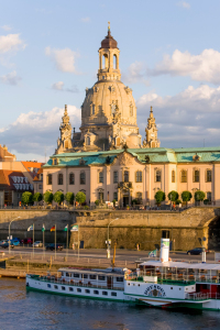 Bild-Nr: 12938631 Brühlsche Terrasse und die Frauenkirche in Dresden Erstellt von: dieterich
