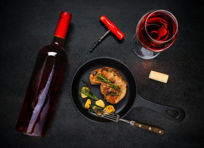 Bild-Nr: 11917005 Rose Wein mit gebratenem Steak Erstellt von: xfotostudio