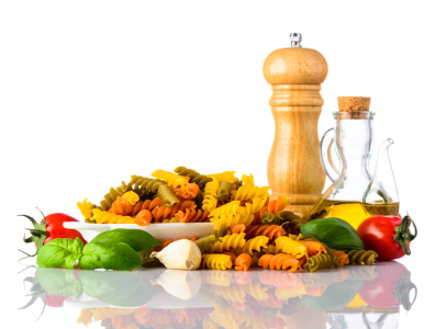 Bild-Nr: 11919154 Farbige Fusilli Pasta auf Weißem Hintergrund Erstellt von: xfotostudio