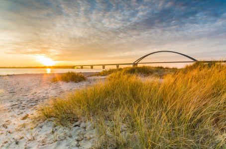 Bild-Nr: 12618207 Sonnenuntergang am Fehmarnsund Erstellt von: Ursula Reins