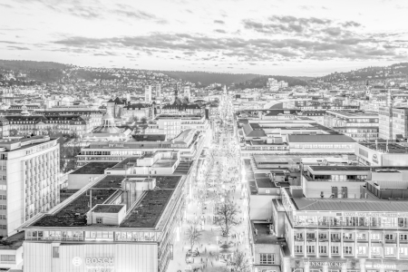 Bild-Nr: 12716821 Skyline Stuttgart mit der Königstraße - Monochrom Erstellt von: dieterich