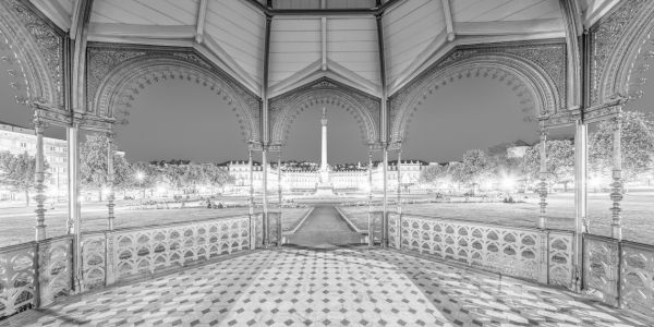 Bild-Nr: 12722586 Panorama Schlossplatz in Stuttgart am Abend Erstellt von: dieterich