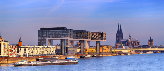 Bild-Nr: 12724076 Kranhäuser Am Rheinufer Erstellt von: XYRIUS