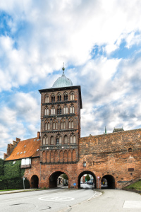 Bild-Nr: 12814048 Stadttor Lübecker Altstadt Erstellt von: Ursula Reins