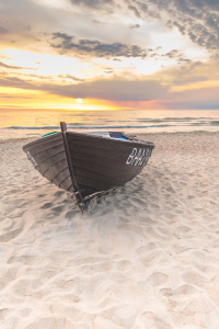 Bild-Nr: 12837838 Das Boot im Sonnenaufgang Erstellt von: Ursula Reins