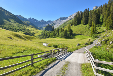 Bild-Nr: 12875430 Wanderweg Gafiertal im Prättigau I Erstellt von: SusaZoom
