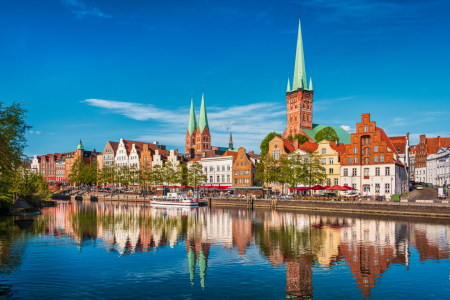 Bild-Nr: 12893631 Altstadt von Lübeck im Sommer Erstellt von: Mapics