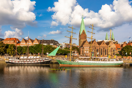 Bild-Nr: 12905264 Martinianleger und Weserpromenade in Bremen Erstellt von: dieterich