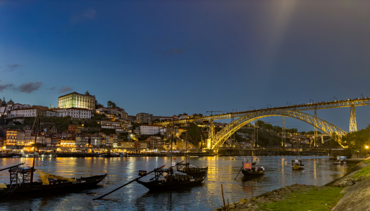 Bild-Nr: 12915578 Porto bei Nacht Erstellt von: DirkR